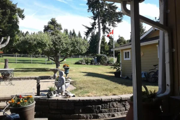 Qualicum House Bed & Breakfast