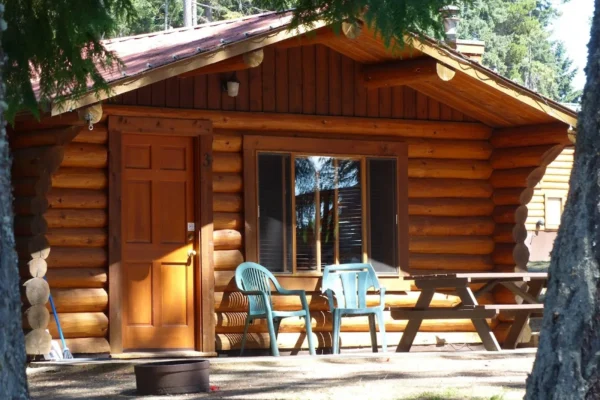 Riverbend Cottage & RV Resort