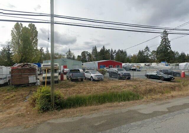 Little Qualicum Garage
